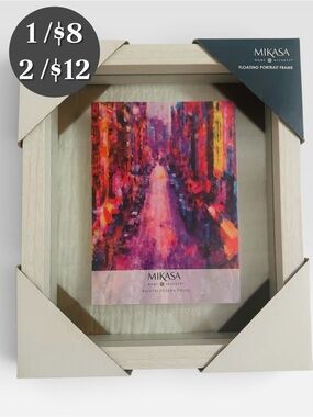 🪅 🆕 Mikasa Floating Portrait Frame. 5” x 7” Photograph.  NWT